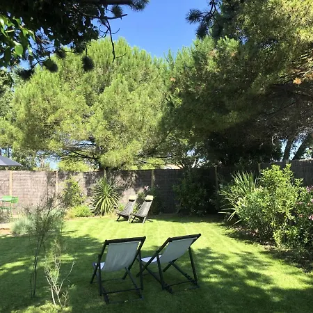 Holiday home Maison Saint-clement-des-baleines, 3 Pieces, 5 Personnes - Fr-1-258-120 *