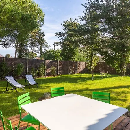 Holiday home Maison Saint-clement-des-baleines, 3 Pieces, 5 Personnes - Fr-1-258-120 *